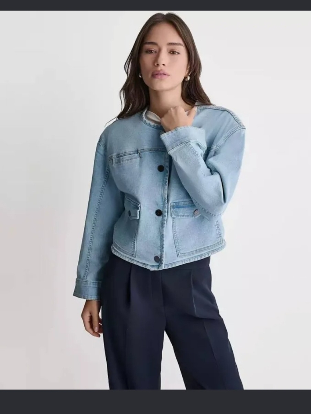 BCBG Light Blue Denim Cropped Jean Jacket Crew Neck Nwt Sz Xs Oversized.